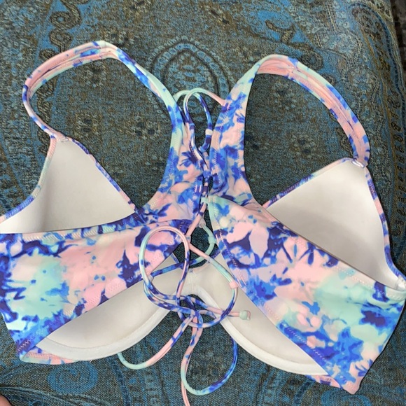 PINK Victoria Secret Bikini Top (worn once, very good condition) - Picture 6 of 6